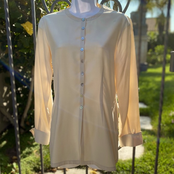 Ann Taylor Blouse Long Sleeve Button Down cream 4P - Picture 1 of 6